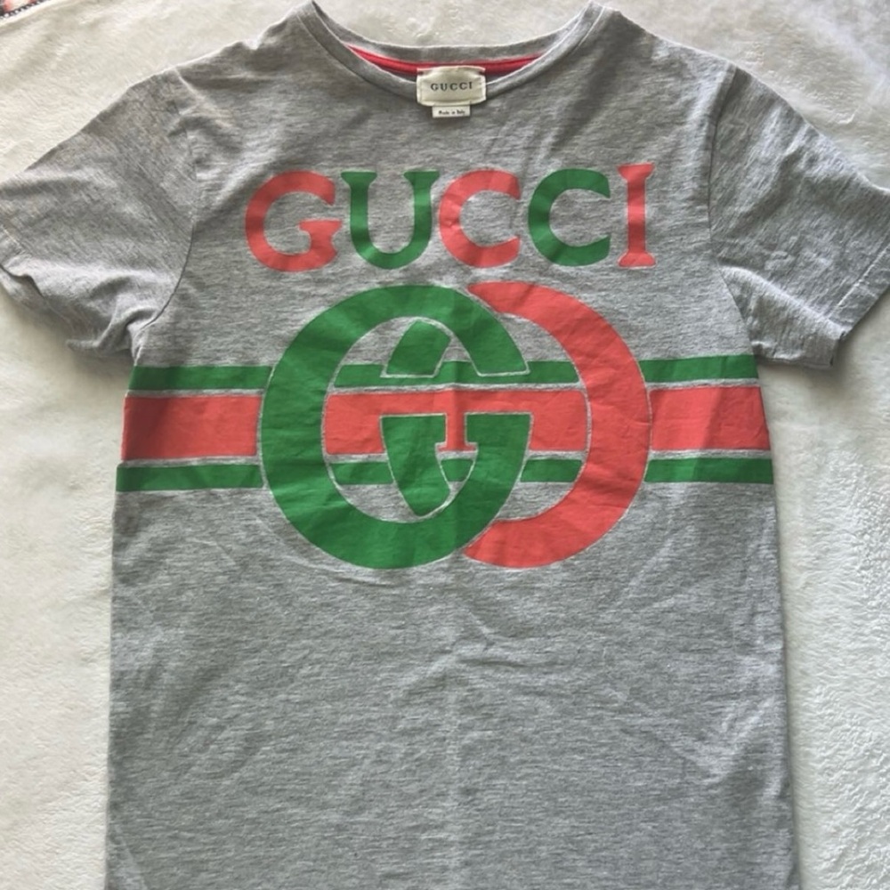 Gucci Kids Gray T-Shirt with Red and Green Logo
